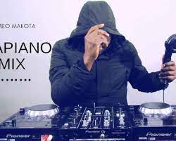 Romeo Makota – Soulful Amapiano Mix 19 June 2021 (Private School Piano)