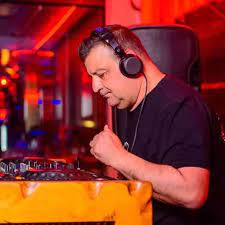 DOWNLOAD-DJ-Christos-–-TequilaGang-Catch-Up-Show-Mix-–